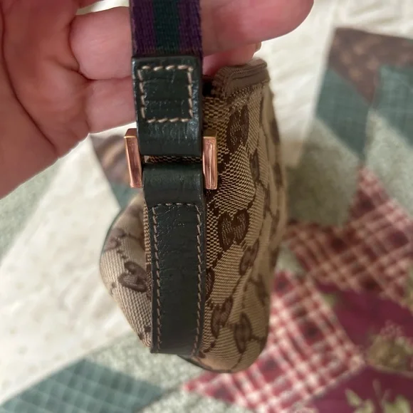 Gucci Brown Monogram Clutch - Picture 6 of 9